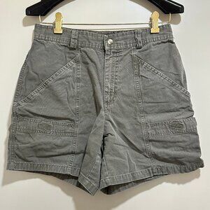 Pre-loved Columbia army green shorts Size 10